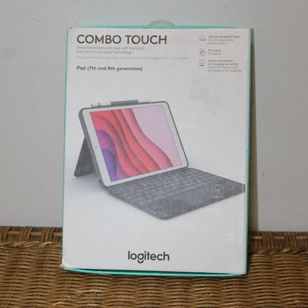 Logitech Combo Touch detachable keyboard case w/ trackpad for the iPad (7 & 8)